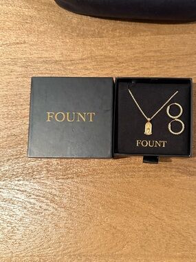 Fount Jewelry Set